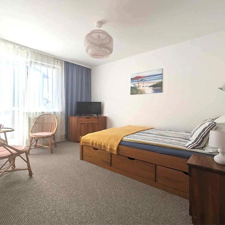 Bed and Breakfast Florian - Tuz Przy Plazy Mielno  Exterior foto