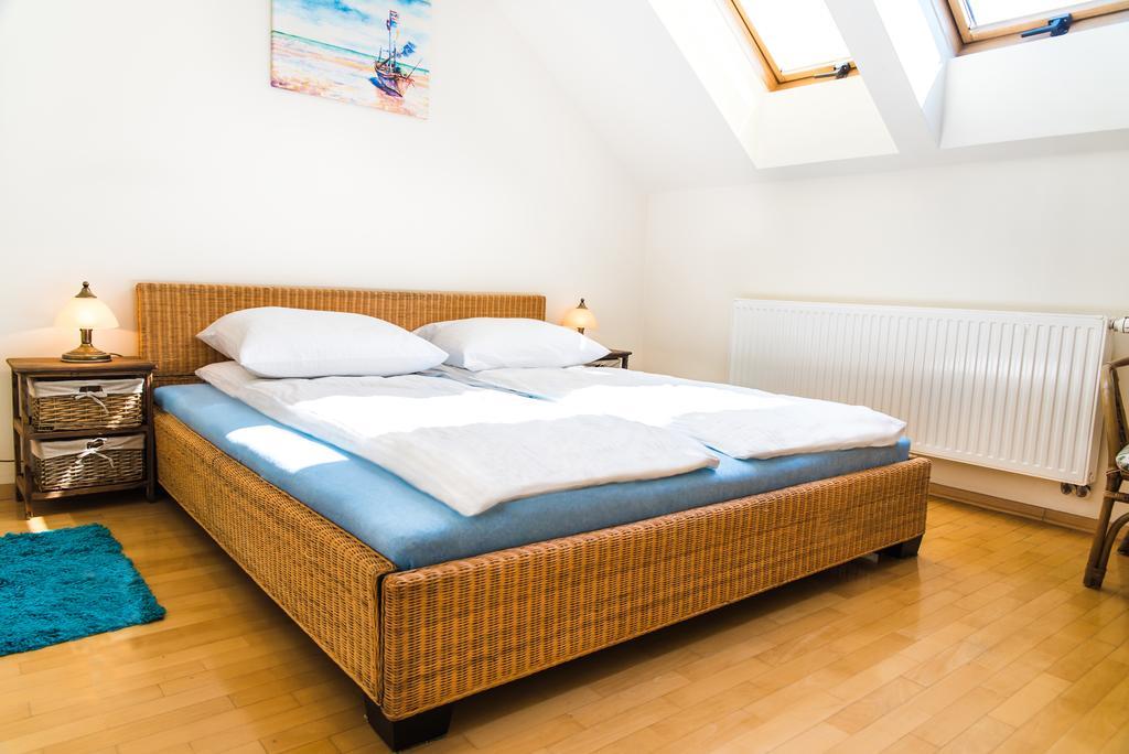 Bed and Breakfast Florian - Tuz Przy Plazy Mielno  Exterior foto